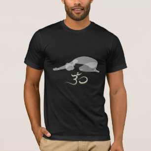 Camiseta de pose de yoga