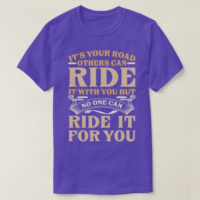 Camiseta Dê seu presente para a letra da cotação de um insp (Frente do Design)
