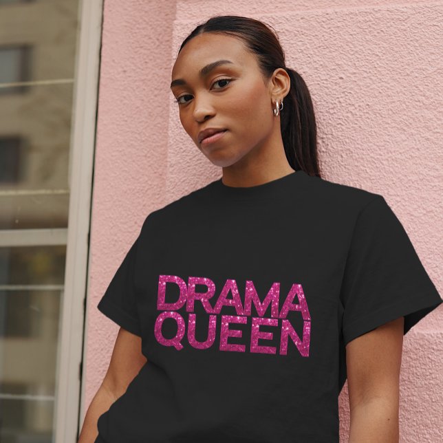 Camiseta de Tambor Rainha Rosa Quente (Check out our entire line of fun women's tees!)