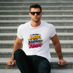 Camiseta de Tipografia Divertida com Atraso Fashio