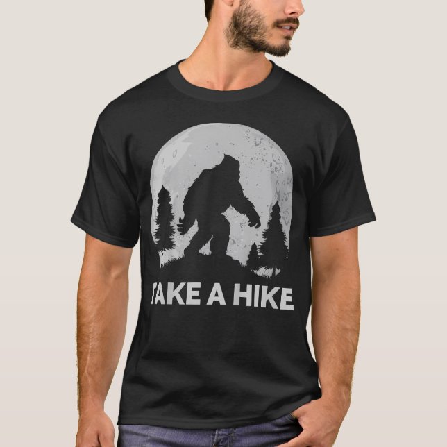 Camiseta Dê uma Caminhada Pé-Grande (Frente)