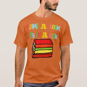 Camiseta Dê uma olhada em um livro