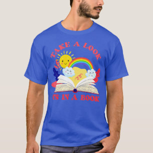 Camiseta Dê Uma Olhada Em Um Livro De Nuvens Arco-Íris 1
