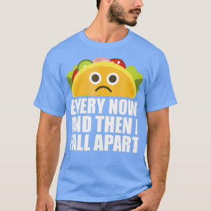 Camiseta De vez em quando eu caio fora taco engraçado