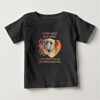 Camiseta De Vez Em Quando Um Cachorro Entra Na Sua Vida