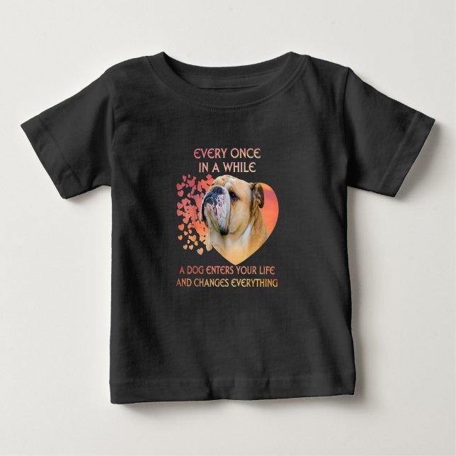Camiseta De Vez Em Quando Um Cachorro Entra Na Sua Vida (Frente)