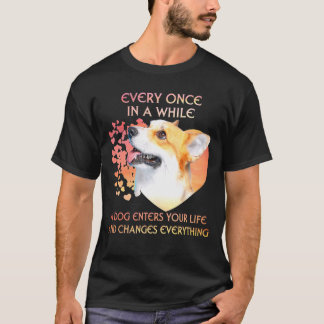 Camiseta De Vez Em Quando Um Cão Entra Pembroke Welsh