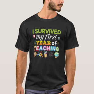Camiseta De Volta À Escola Eu Sobrevivi Ao Meu Primeiro Ano