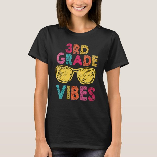 Camiseta De Volta à Escola Vibes da 3ª Série  Professor do  (Frente)