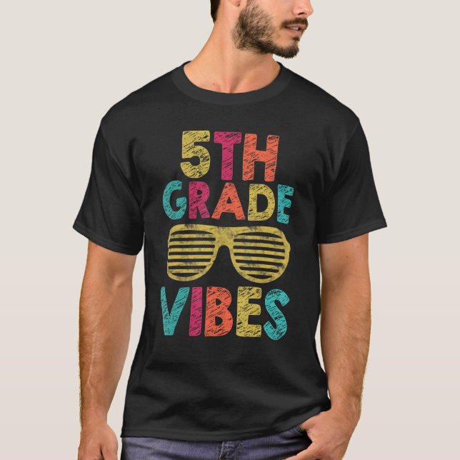 Camiseta De Volta à Escola Vibes da 5ª Série Primeiro Dia P (Frente)