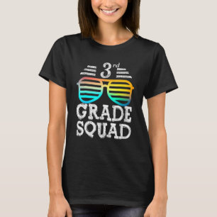 Camiseta De Volta À Graduação Da Equipe Do Quadrado Legal D