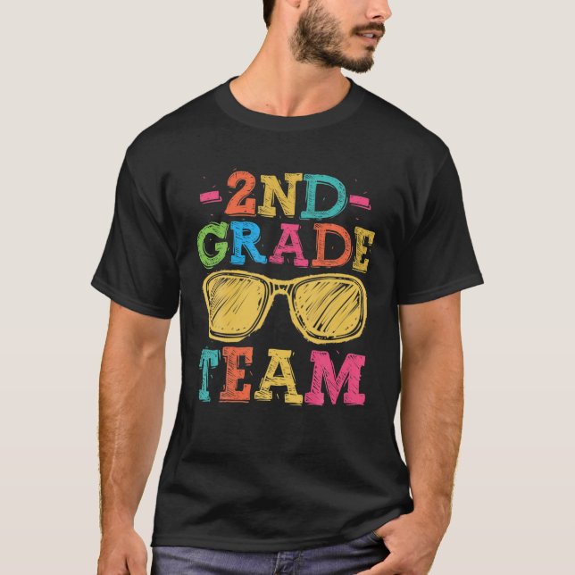 Camiseta De Volta Ao Segundo Escolar Equipe No Primeiro Dia (Frente)