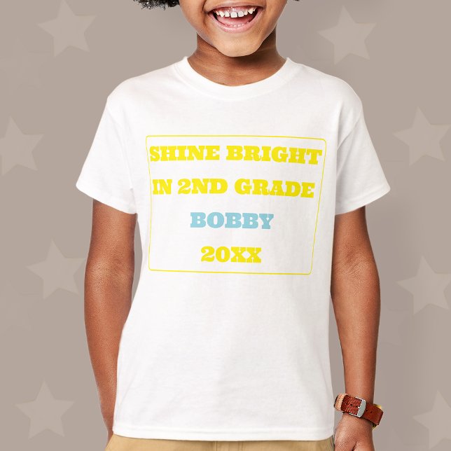 Camiseta de Volta às Aulas da Segunda Série Brilhe (Shine Bright In 2nd Grade Boy)