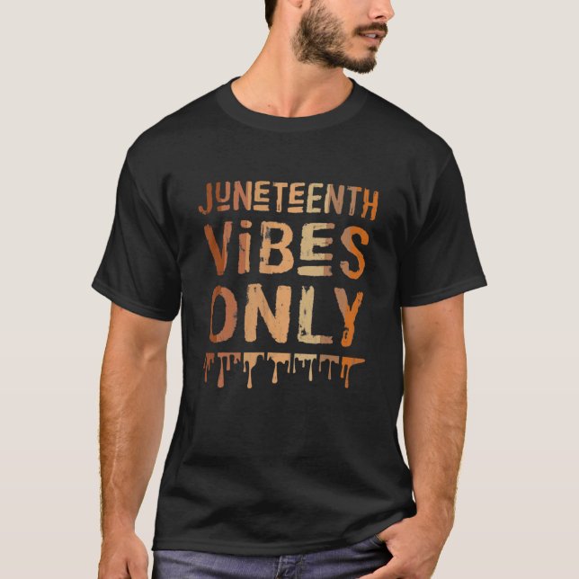 Camiseta Décima Junta Vibes Apenas 2022 Melanin Black Pride (Frente)