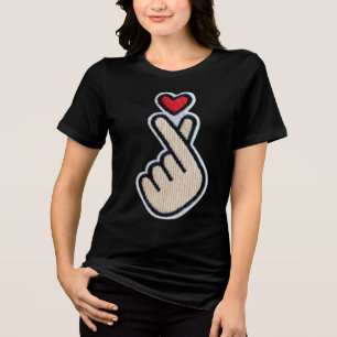 Camiseta Dedo em Forma de Coração Kpop