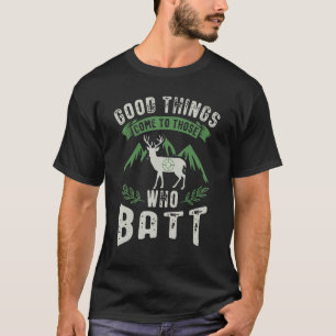 Camiseta Deer Hunters Good Things Deer Hunting_1