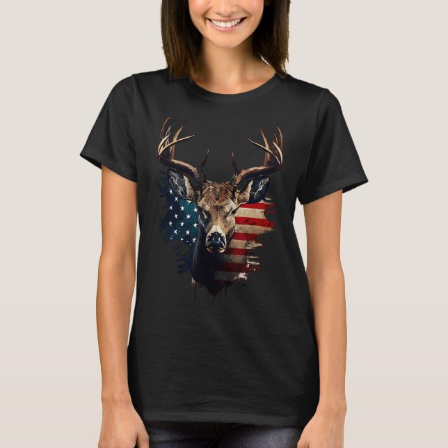 Camiseta Deer Hunting American Flag Whitetail Buck Antlers  (Frente)