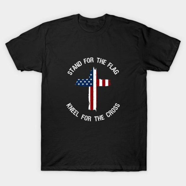Camiseta Defenda a bandeira, o Kneel para a cruz (Criador carregado)