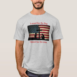 Camiseta Defenda o Sinalizador - Kneel para a Cruz
