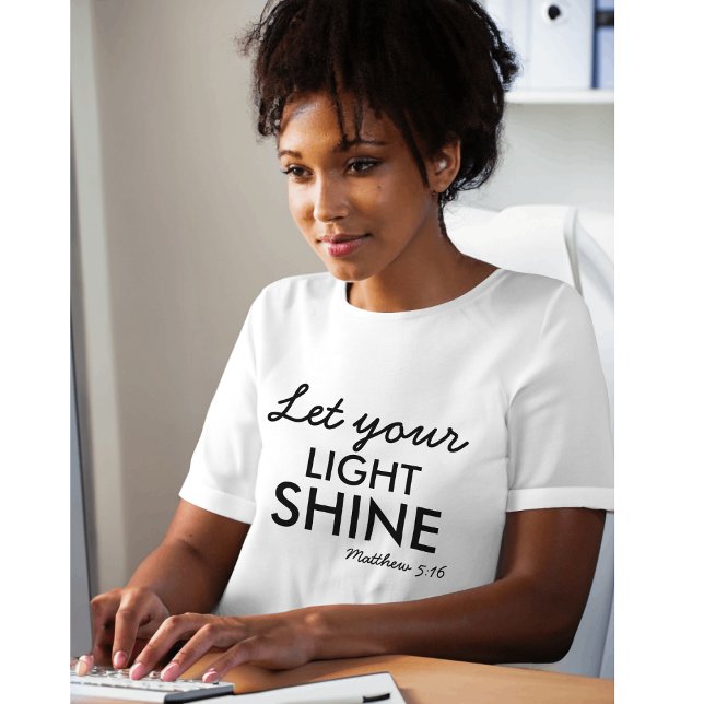 Camiseta Deixe sua luz brilhar, Bíblia cristã personalizada (Criador carregado)