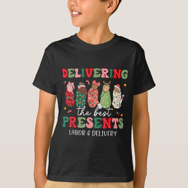 Camiseta Delivering The Labor Delivery Nurse Christmas  (Frente)