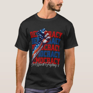 Camiseta Democracia Anti-Trump Vale a Pena Lutar 4 Conforto