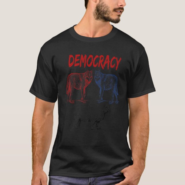 Camiseta Democracia Dois Lobos e Ovinos Decidem O que é Fo (Frente)