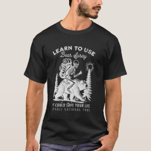 Camiseta Denali Parque Nacional Urso Spray Engraçado Hiking