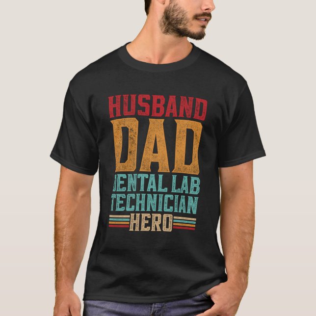 Camiseta Dental Lab Tech Husband Pai Dental Lab Technician (Frente)