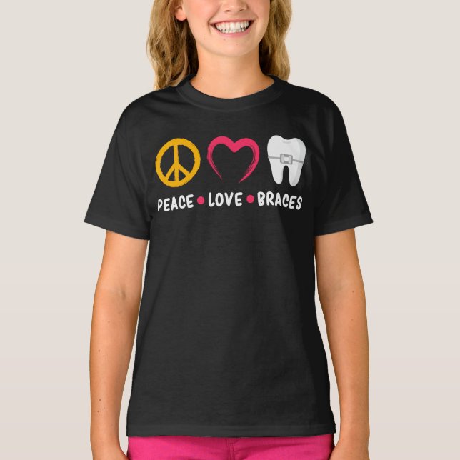 Camiseta Dentista Engraçado Brancos de Amor Ortodontista (Frente)