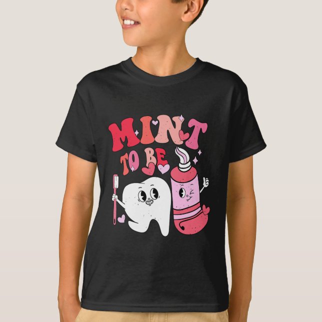 Camiseta Dentista Morango Menta Para Ser Escova de Dentes C (Frente)