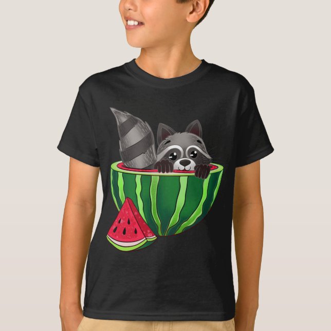 Camiseta Dentro de Funny Racoon de A Melancia Illustra (Frente)