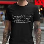 Camiseta Departamento de Ciência Personalizada em Razor da<br><div class="desc">Razor de Occam é um princípio científico de resolução de problemas que simplesmente significa que a explicação mais simples é normalmente a correta. Entre hipóteses concorrentes,  deverá ser selecionada a com menos pressupostos. Este seria um belo presente cientista para alguém que gosta das leis e regras da ciência.</div>