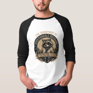 Camiseta Departamento de Decisões Questionáveis Guaxinim