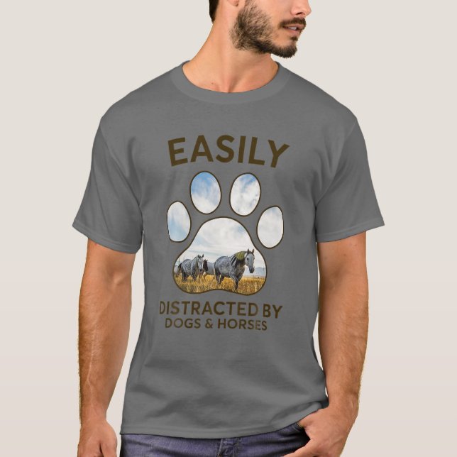 Camiseta Depositado Facilmente Por Cães E Cavalos Cães Cava (Frente)