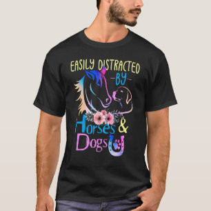 Camiseta Desalojados Facilmente Por Cães E Cavalos