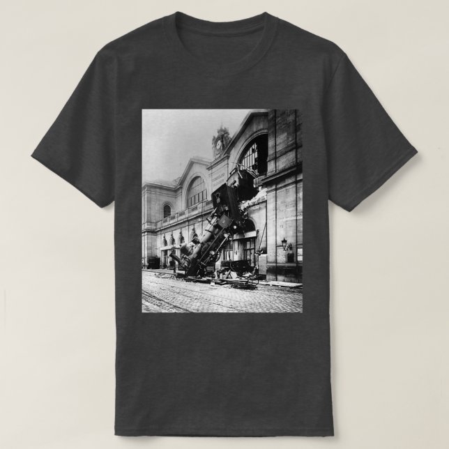 Camiseta Descarrilamento De Comboio Na Estação De Montparna (Frente do Design)