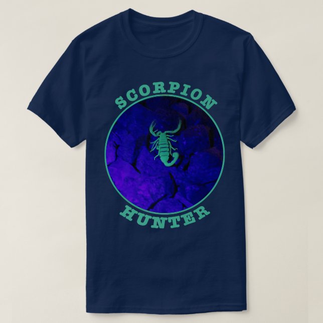 Camiseta Descoberta Noturna Desert Hunter Arachnids (Frente do Design)