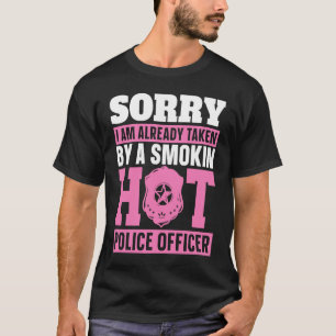 Camiseta Desculpa Já Ter Sido Levado Por Um Policial Quente