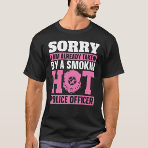 Camiseta Desculpa Já Ter Sido Levado Por Um Policial Quente