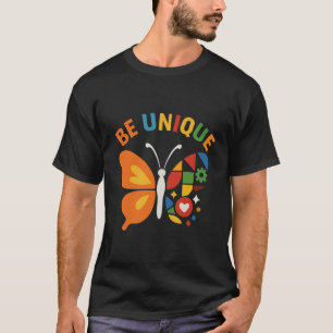 Camiseta Desenho de Borboleta Expresse Suas Verdadeiras Cor