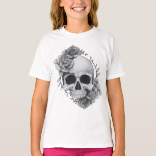 Camiseta Desenho de Caveira e Rosas