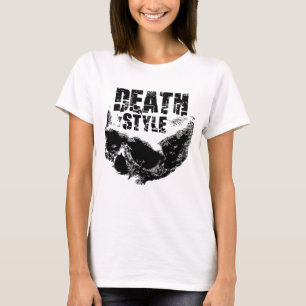 Camiseta Desenho de Caveira no Estilo Morte
