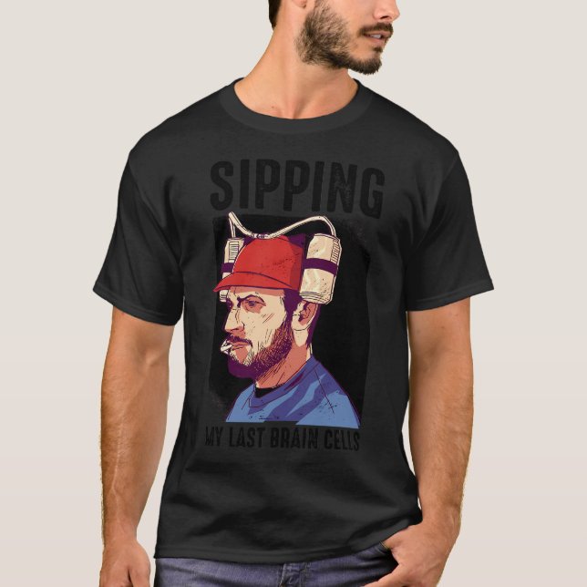 Camiseta Desenho de detetive com padrão xadrez. (Frente)