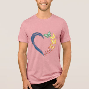Camiseta Desenho de Gravura Vintage Coração Borboleta Arco-