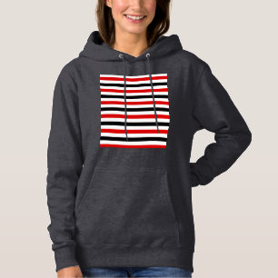 Camiseta desenho de listras vermelhas, pretas e brancas