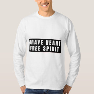 Camiseta Desenho de Texto Coração Corajoso e Espírito Livre