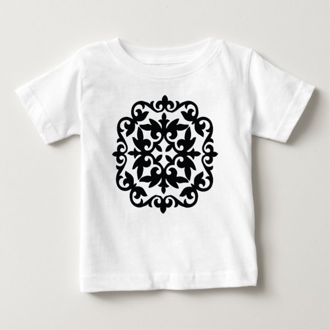 Camiseta Desenho Floral Ornamental (Frente)