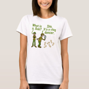 Camiseta Desenhos animados engraçados dos passos de Clogge