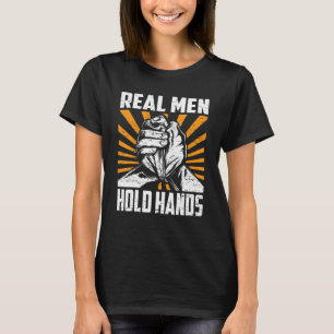 Camiseta Desenhos de braço de homens e luta de mãos para br